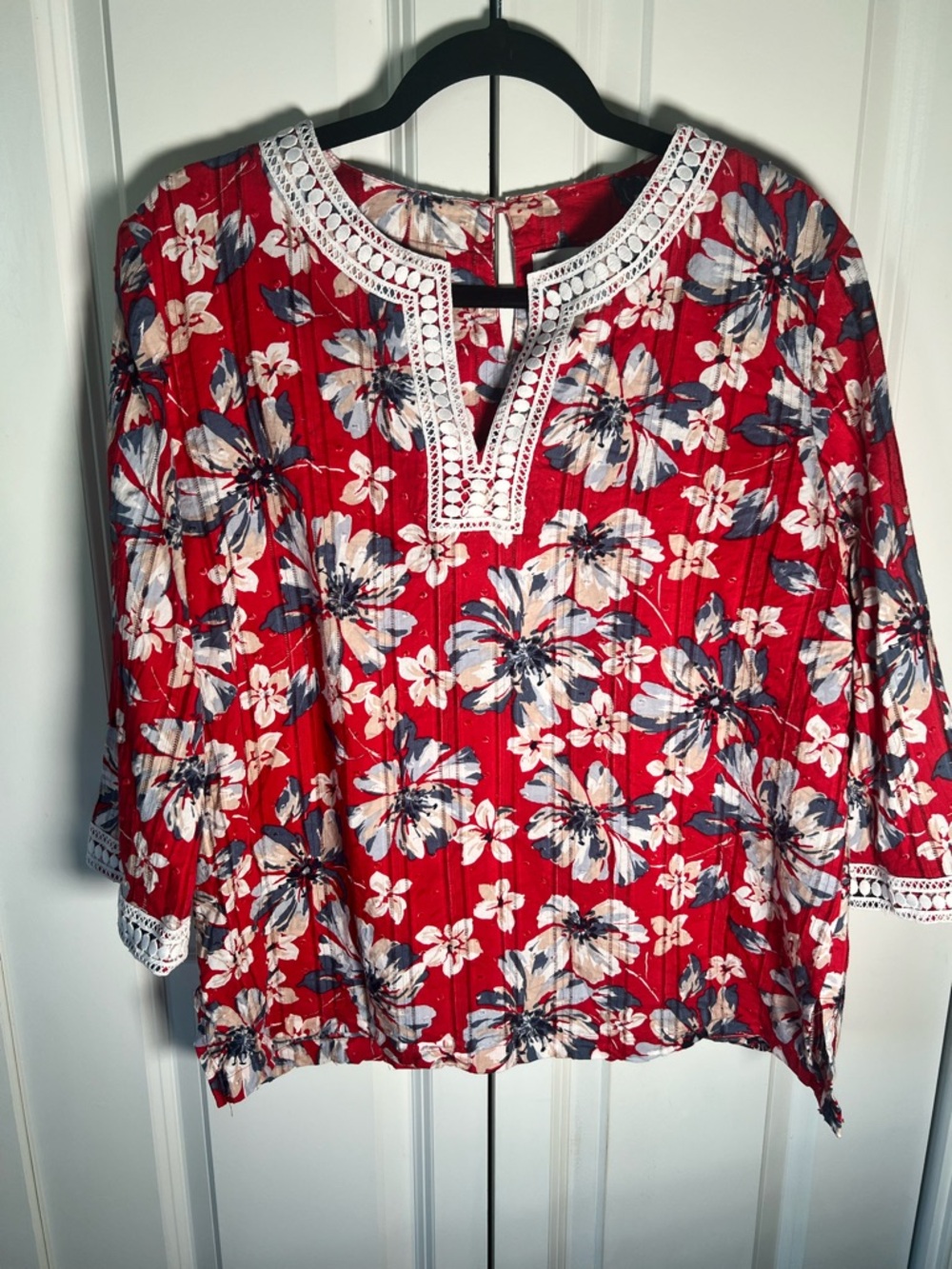 Alfred Dunner Red Floral Crochet-Trim Tunic 16P